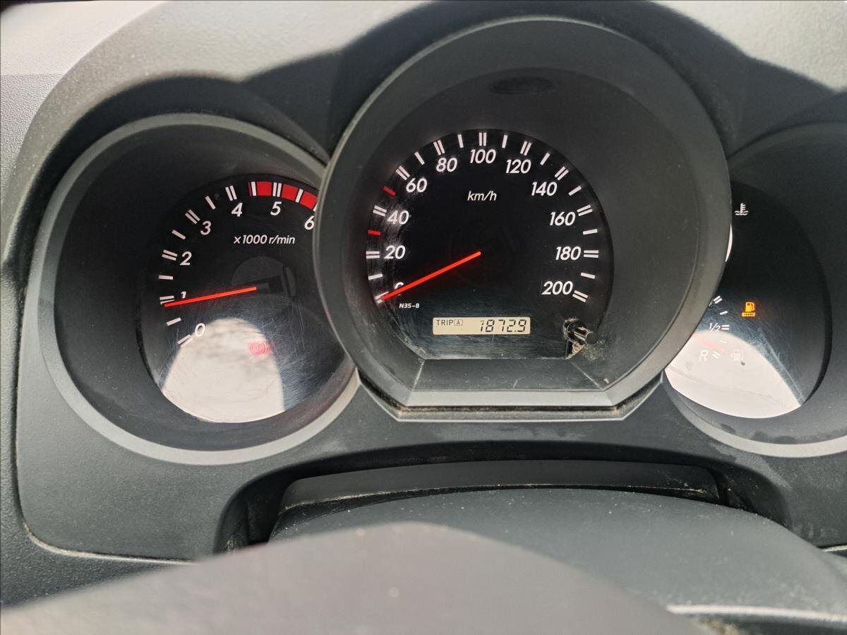 Toyota Hilux Pick-up 2,5 l 106 kw