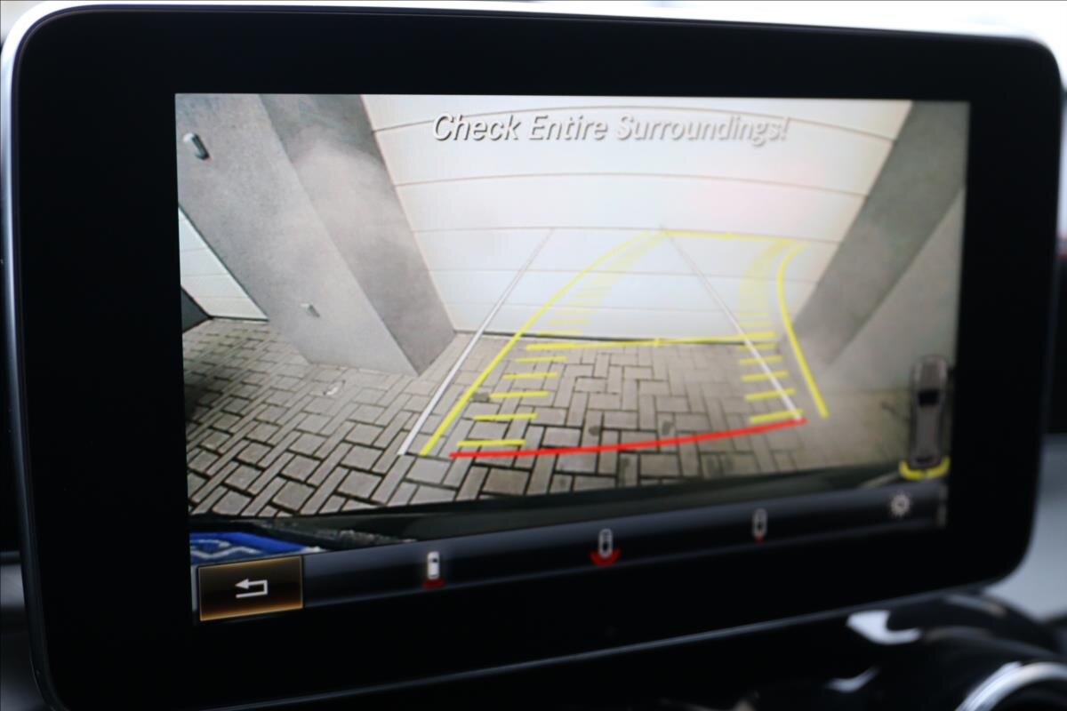 Mercedes-Benz GLC SUV 3,0 l 270 kw