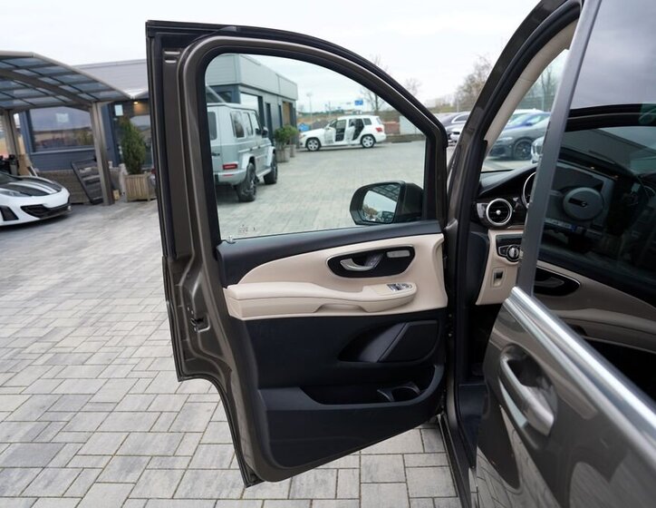 Mercedes-Benz Třídy V MPV 2,1 l 140 kw