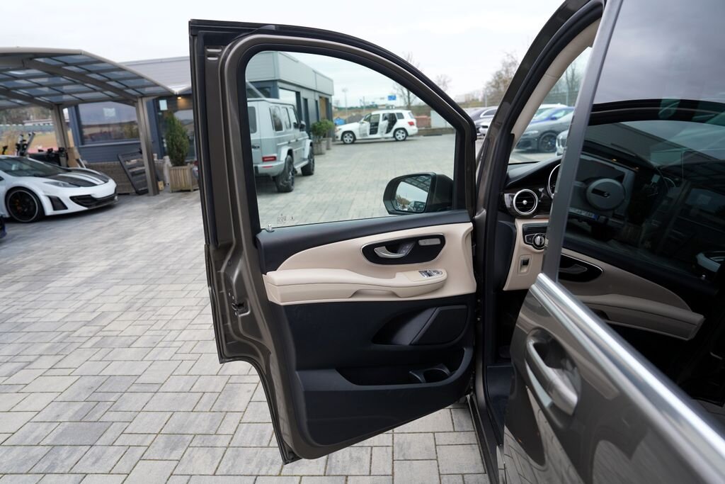 Mercedes-Benz Třídy V MPV 2,1 l 140 kw