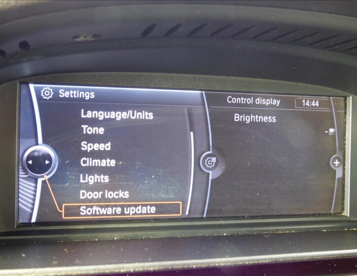 BMW Řada 3 Kombi 3,0 l 180 kw