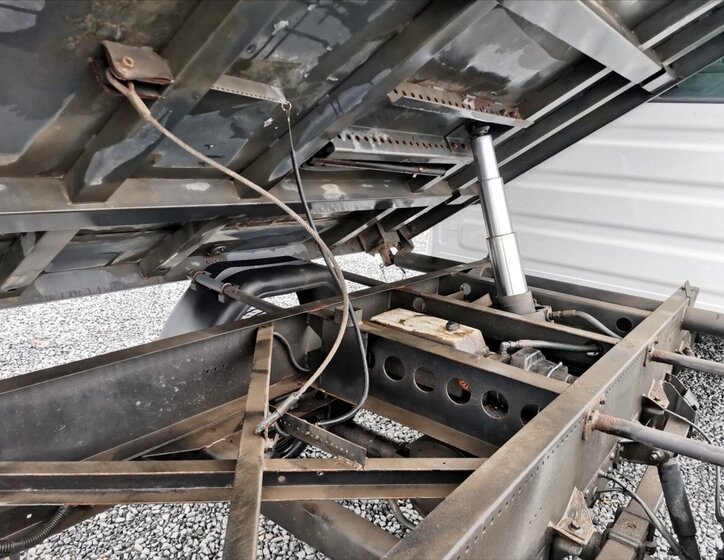 Iveco Daily Sklápěč 2,3 l 85 kw