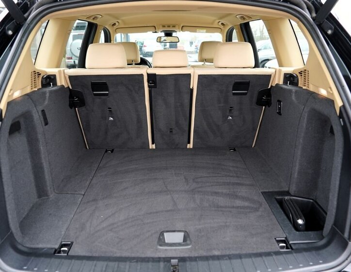 BMW X3 SUV / Terénní 2,0 l 110 kw