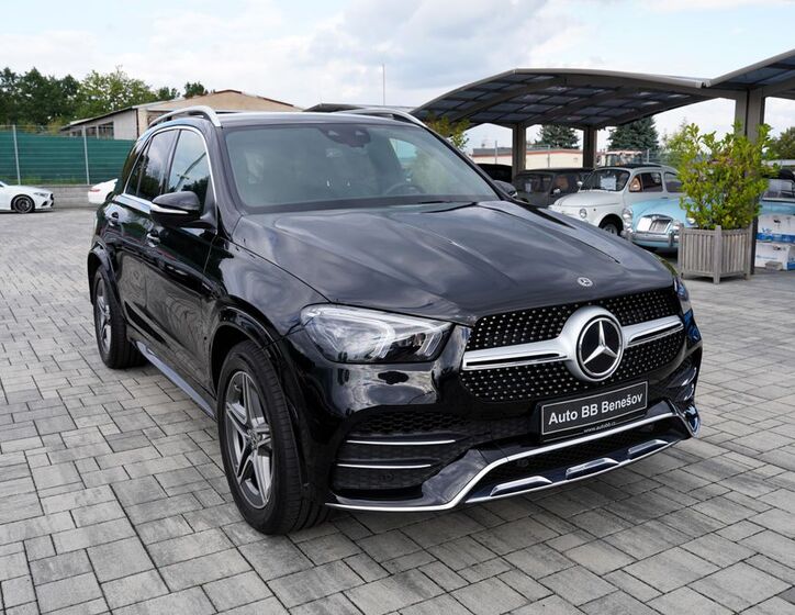 Mercedes-Benz GLE 8