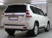 Toyota Land Cruiser 5