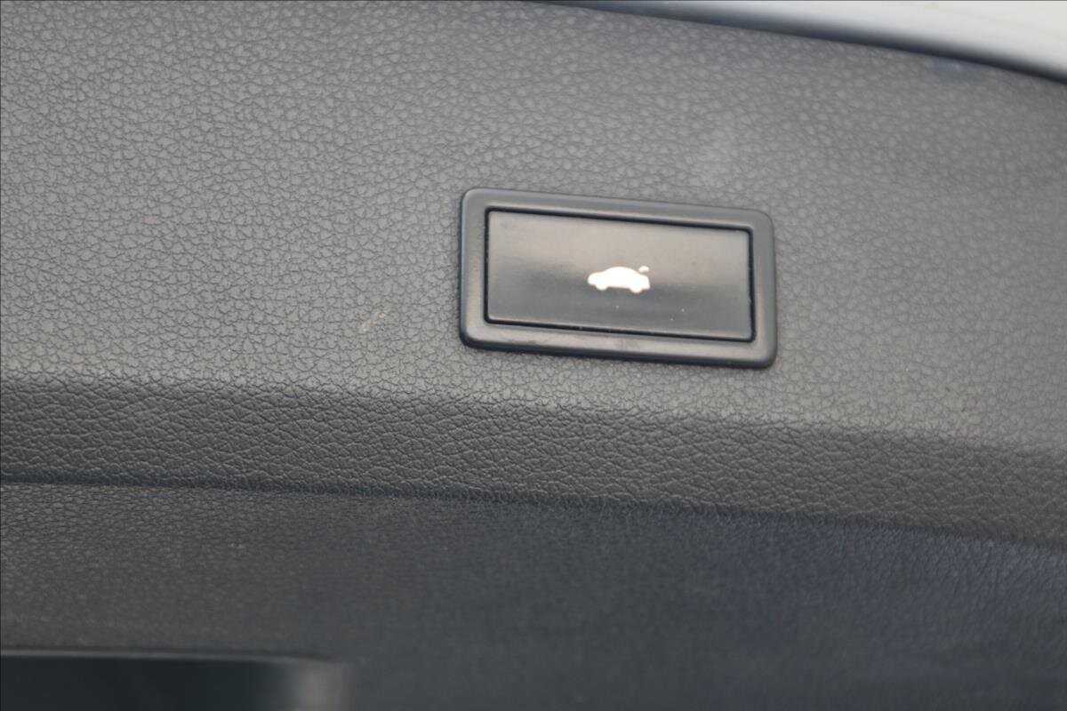 Audi Q7 Kombi 3,0 l 176 kw