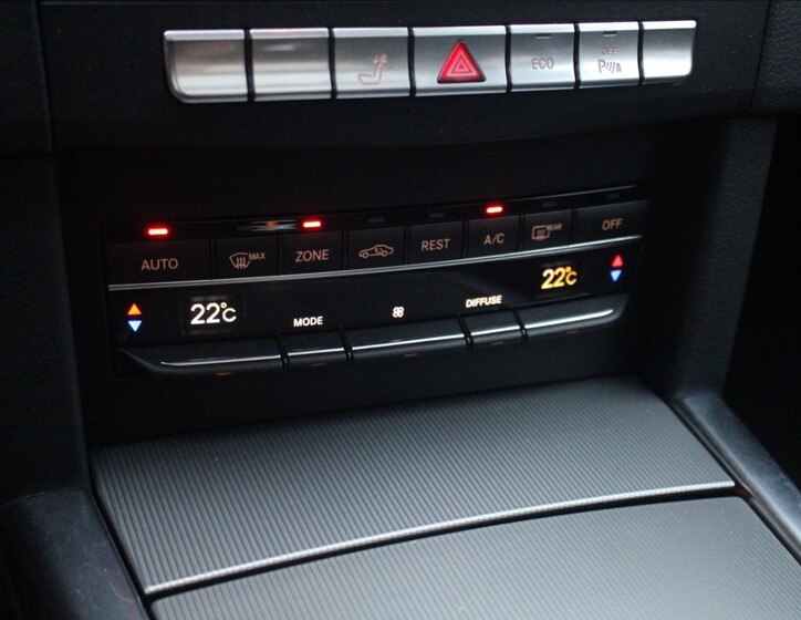 Mercedes-Benz Třídy E 20