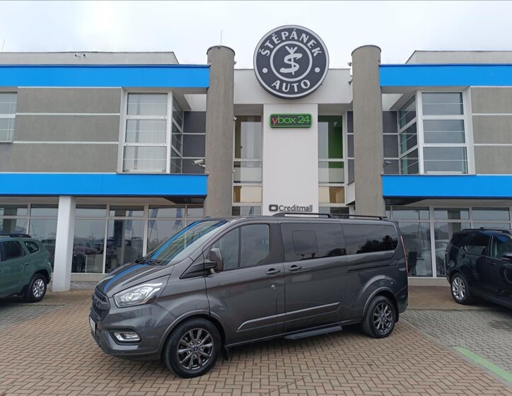 Ford Tourneo Custom MPV 2,0 l 110 kw