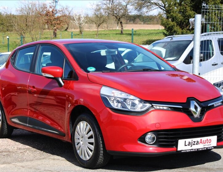 Renault Clio Hatchback 898,0 66 kw