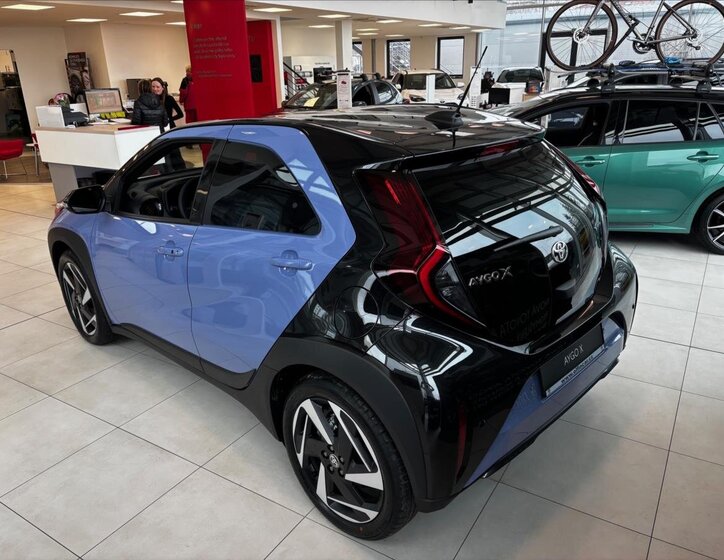 Toyota Aygo Hatchback 1,5 l 85 kw