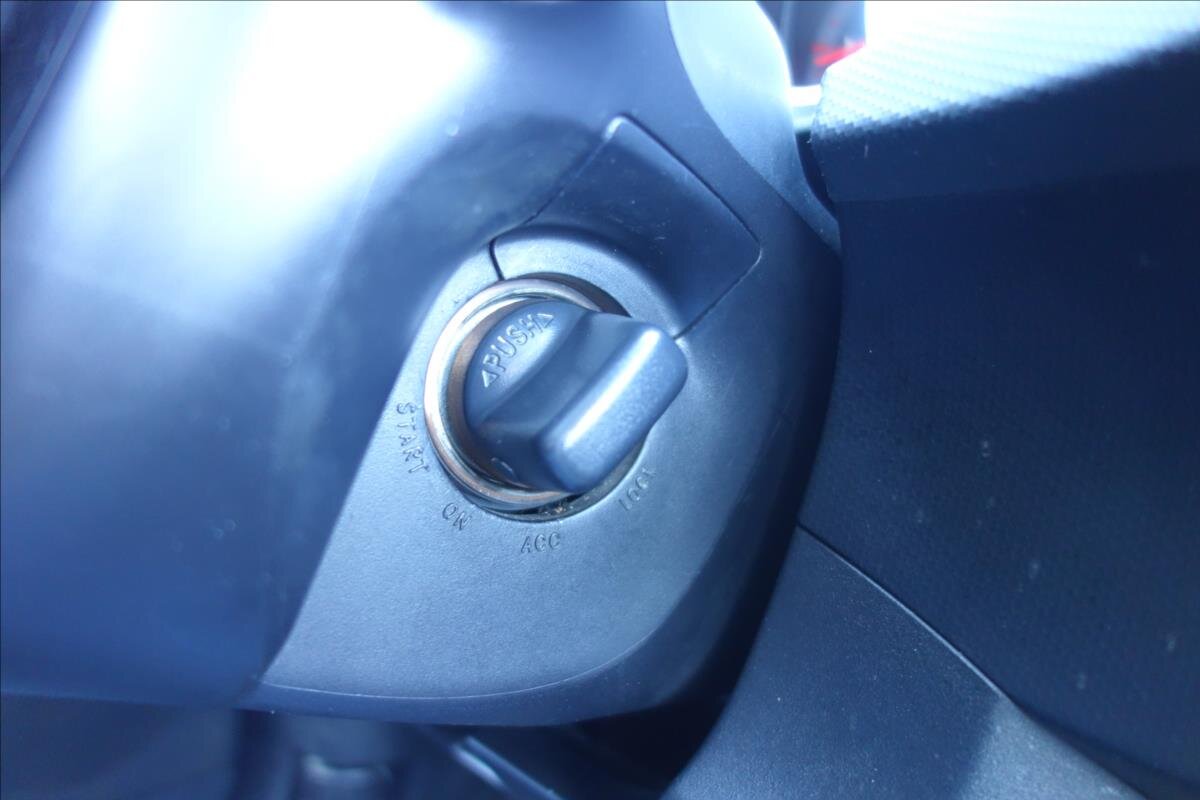 Mitsubishi Outlander SUV / Terénní 2,0 l 103 kw