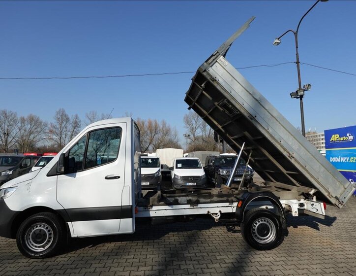 Mercedes-Benz Sprinter Sklápěč 2,1 l 105 kw