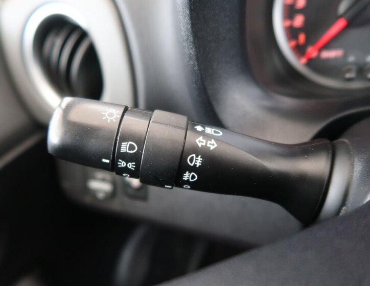 Toyota Yaris Kombi 1,3 l 73 kw