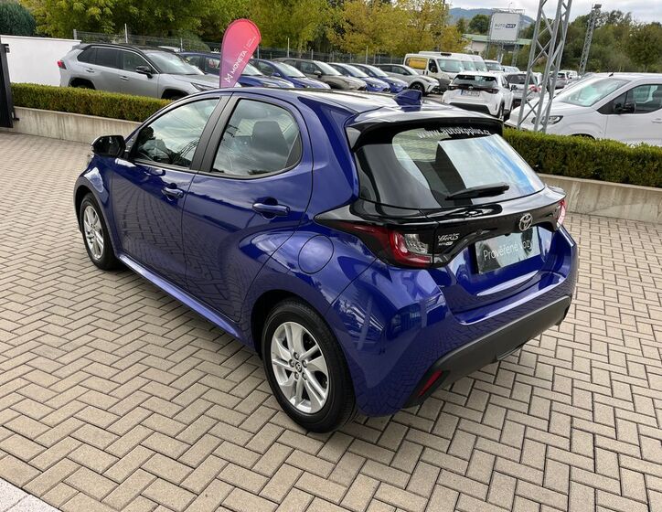 Toyota Yaris 4