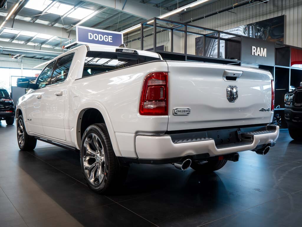 Dodge RAM Pick-up 5,7 l 291 kw