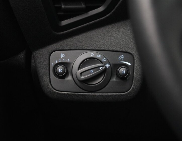 Ford Kuga SUV / Terénní 1,5 l 110 kw