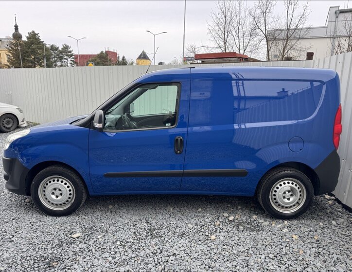 Fiat Dobló cargo Skříň 1,4 l 70 kw