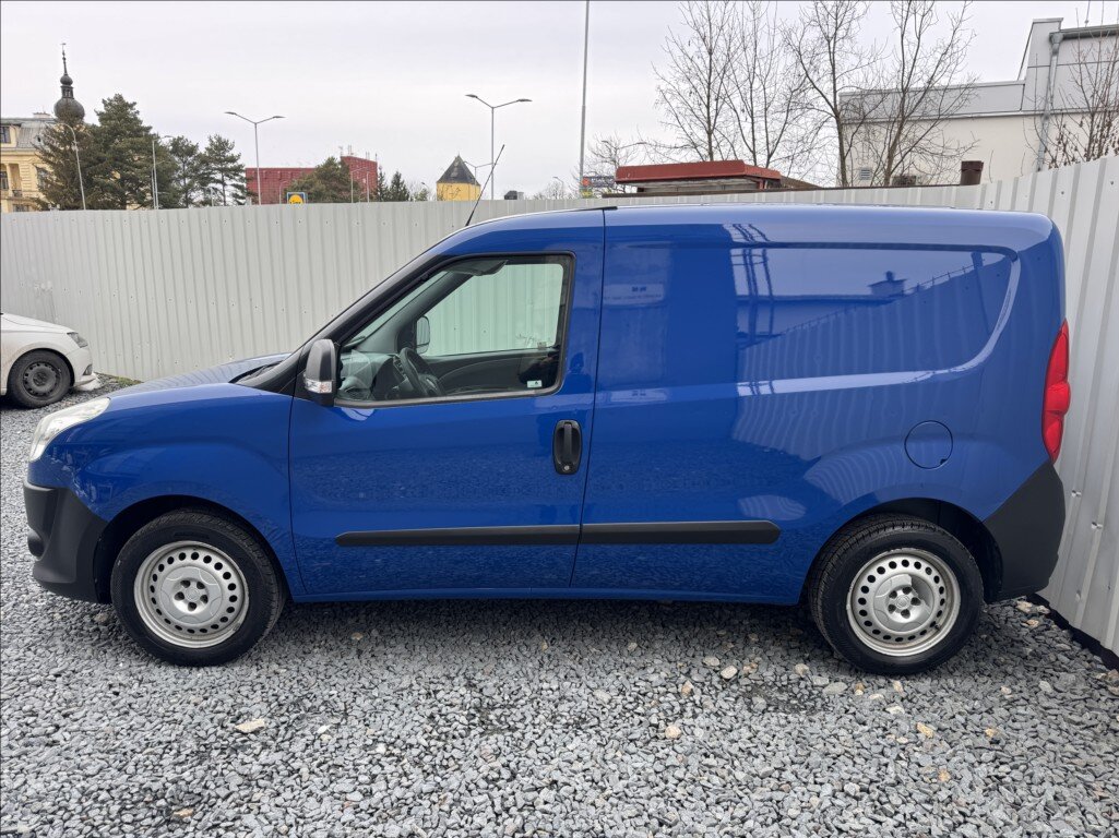 Fiat Dobló cargo Skříň 1,4 l 70 kw