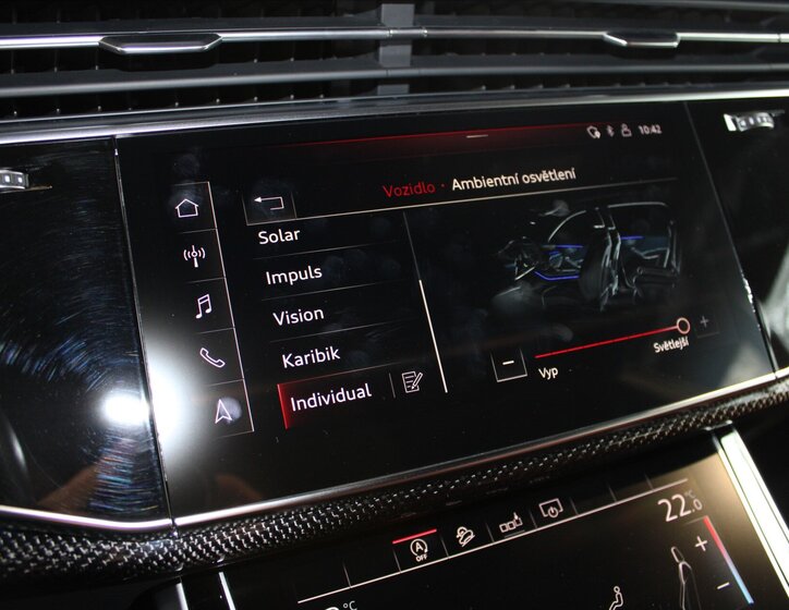 Audi SQ8 SUV / Terénní 4,0 l 320 kw