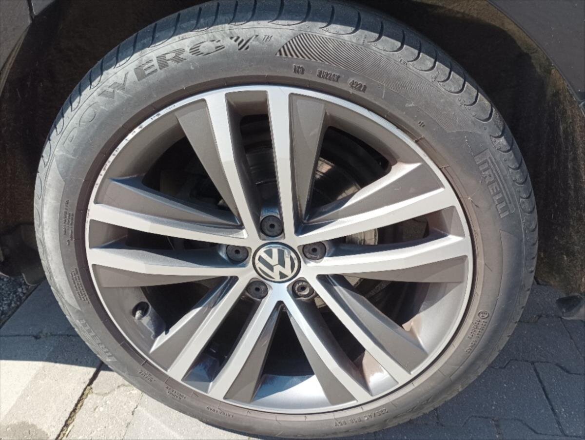 Volkswagen Sharan Kombi 2,0 l 130 kw