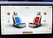 Land Rover Defender 19