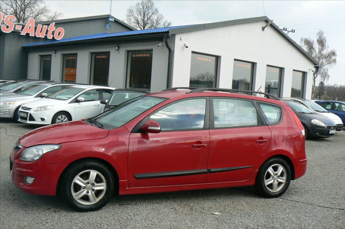 Hyundai i30 Kombi 1,6 l 92 kw