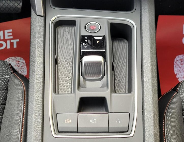 Seat Leon Hatchback 1,5 l 110 kw