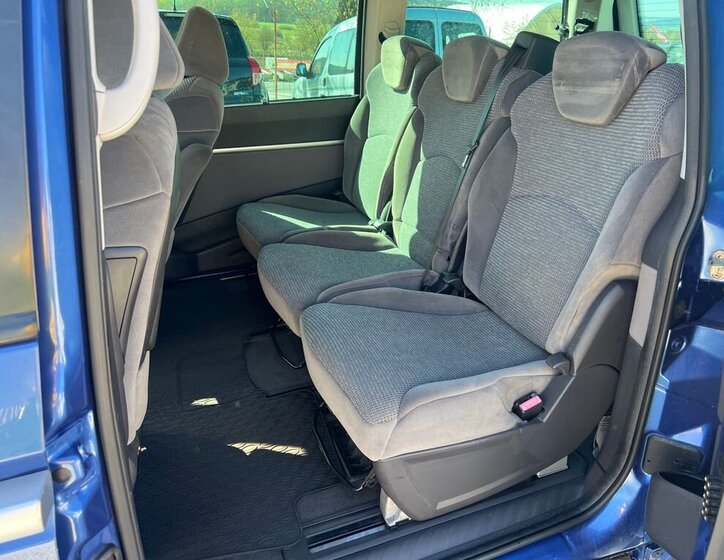 Peugeot 807 MPV 2,0 l 100 kw