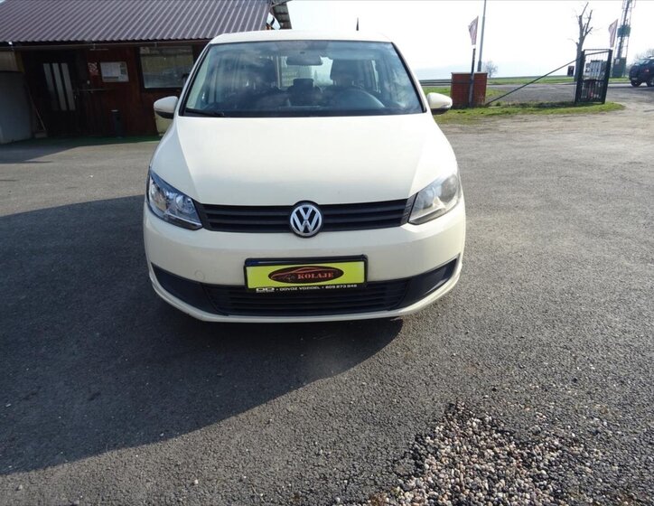 Volkswagen Touran Kombi 1,6 l 77 kw