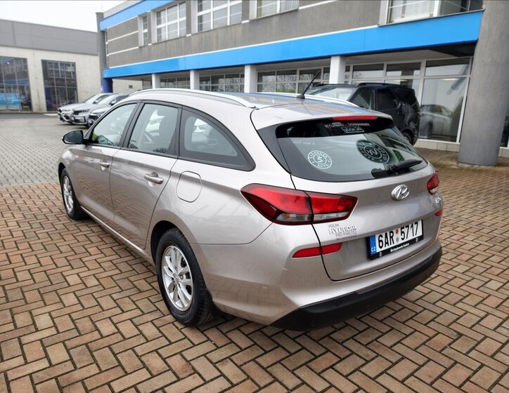 Hyundai i30 Kombi 998,0 88 kw
