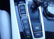 BMW Řada 7 Sedan 4,4 l 330 kw