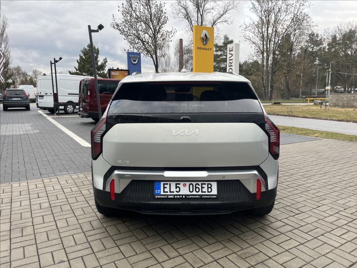 KIA EV3 SUV / Terénní 0,0 150 kw