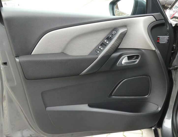 Citroën Grand C4 Picasso 28