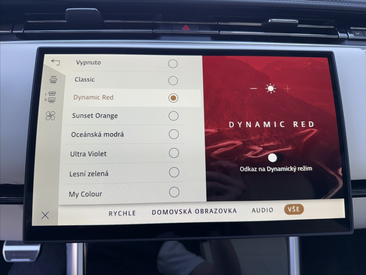 Land Rover Range Rover SUV / Terénní 4,4 l 390 kw