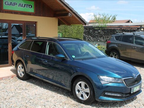 Škoda Superb Kombi 2,0 l 110 kw