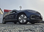 Volkswagen Passat Kombi 1,4 l 160 kw