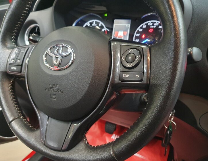 Toyota Yaris Hatchback 1,5 l 82 kw