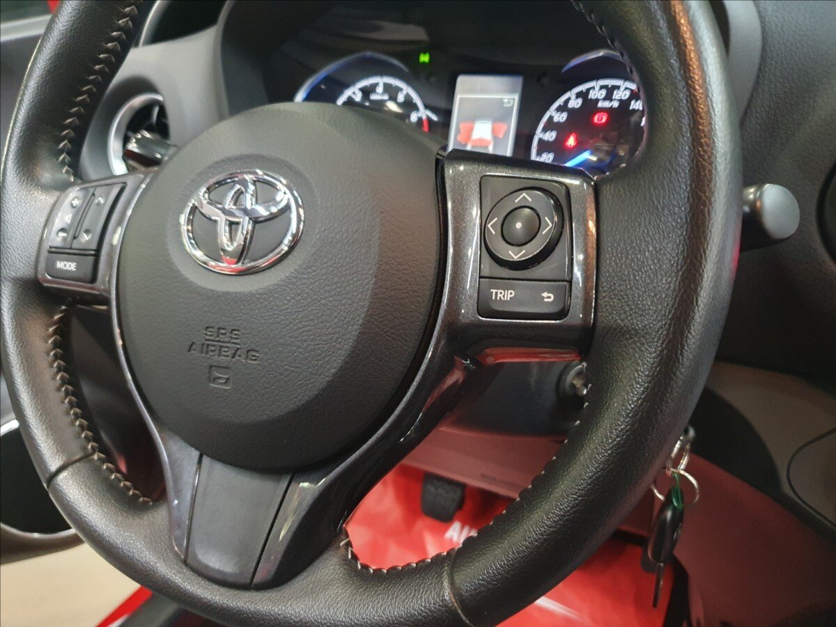 Toyota Yaris Hatchback 1,5 l 82 kw