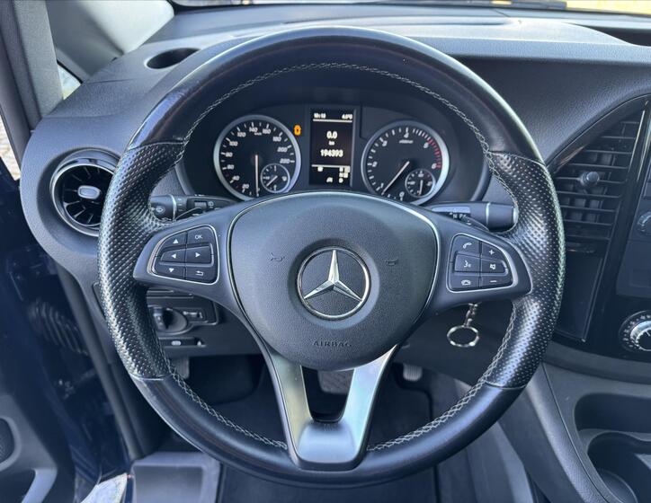Mercedes-Benz Vito 8