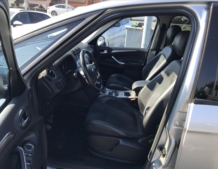 Ford S-MAX Kombi 2,2 l 129 kw