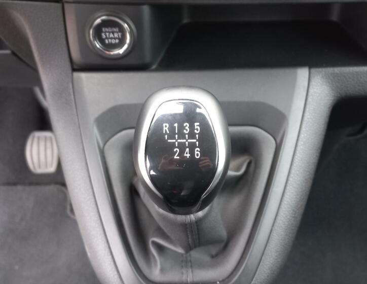 Toyota ProAce Verso 17