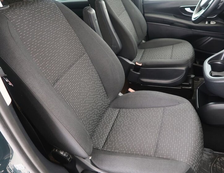 Mercedes-Benz Vito VAN / Minibus 2,0 l 100 kw