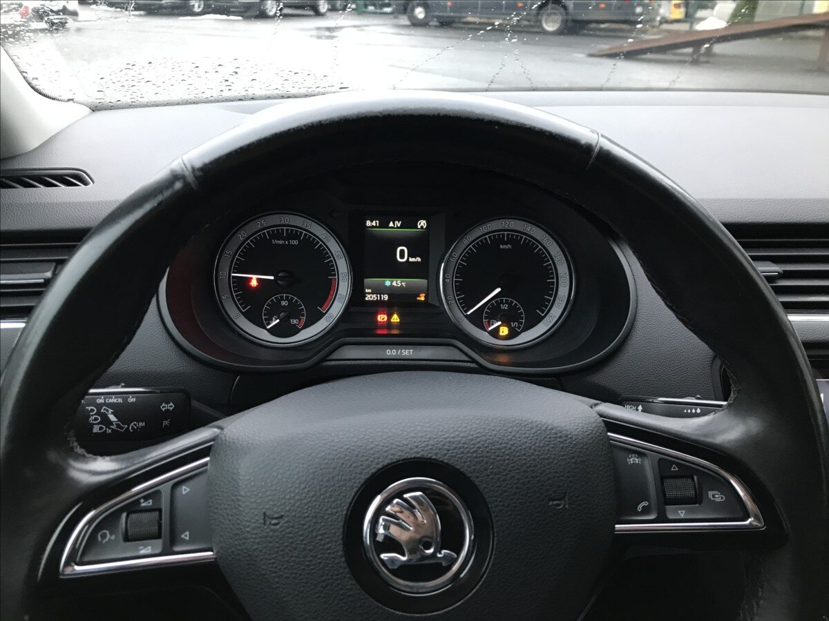 Škoda Octavia Kombi 2,0 l 110 kw