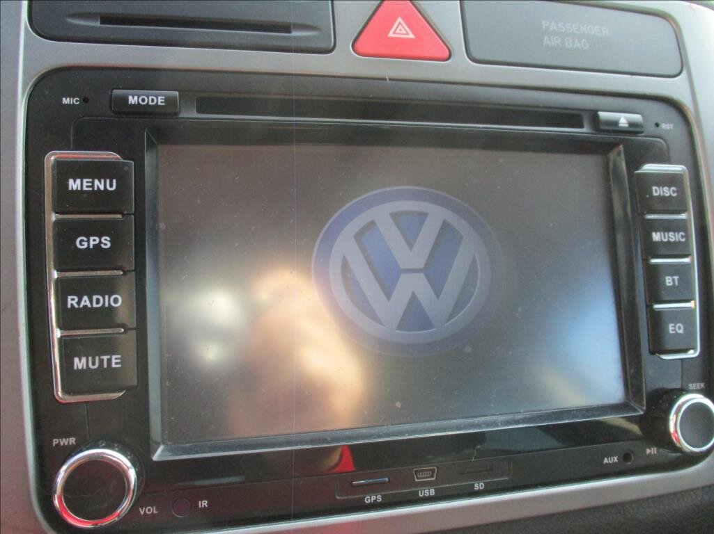 Volkswagen Tiguan SUV 2,0 l 81 kw