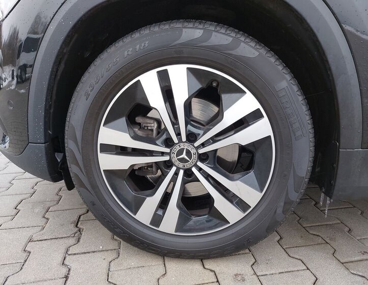 Mercedes-Benz GLA SUV 2,0 l 85 kw