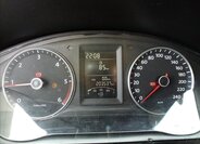 Volkswagen Transporter Kombi 2,0 l 62 kw