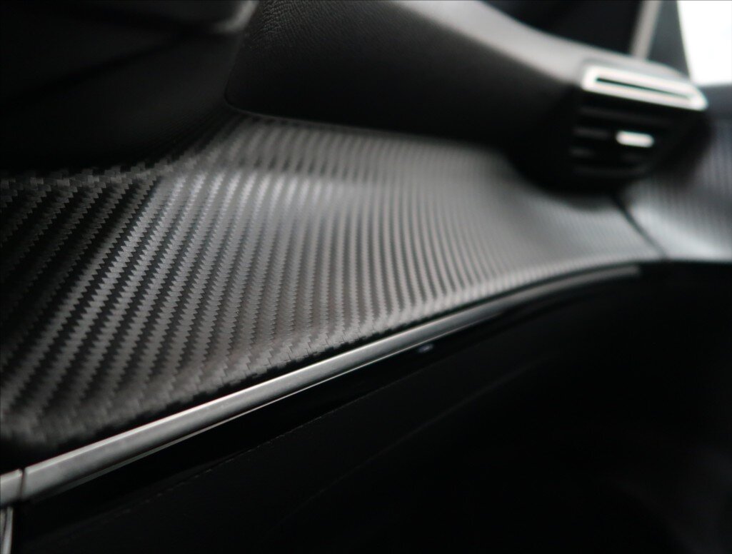 Peugeot 2008 Hatchback 1,2 l 96 kw