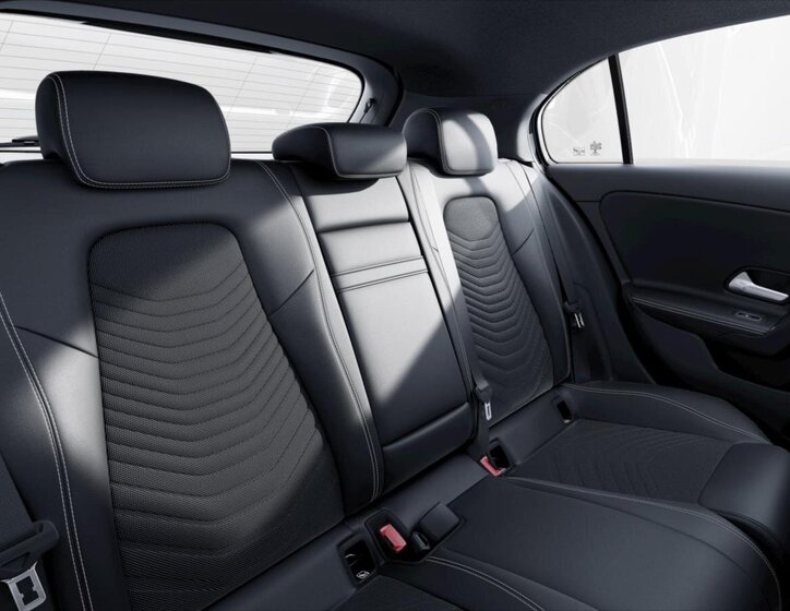 Mercedes-Benz Třídy A Hatchback 1,3 l 120 kw