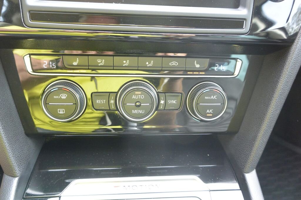 Volkswagen Passat Kombi 2,0 l 176 kw