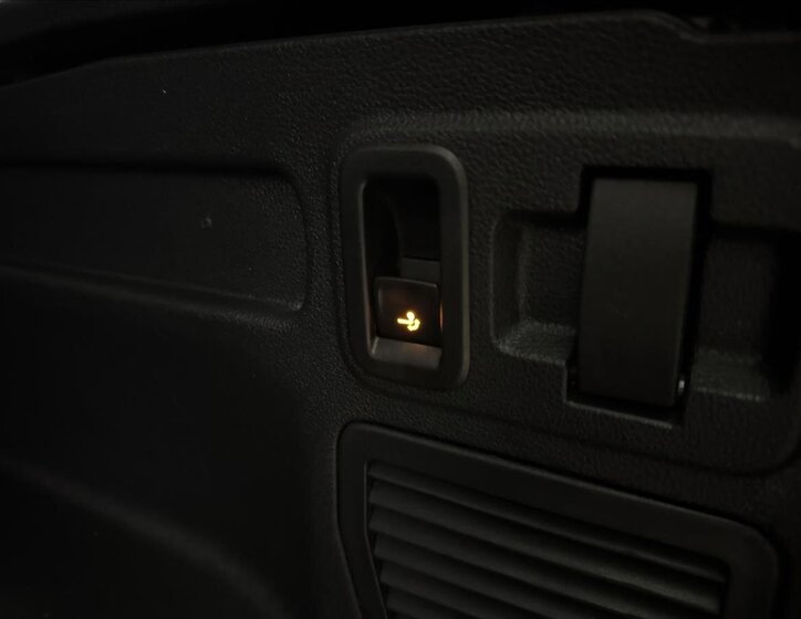 Volkswagen Touran 49